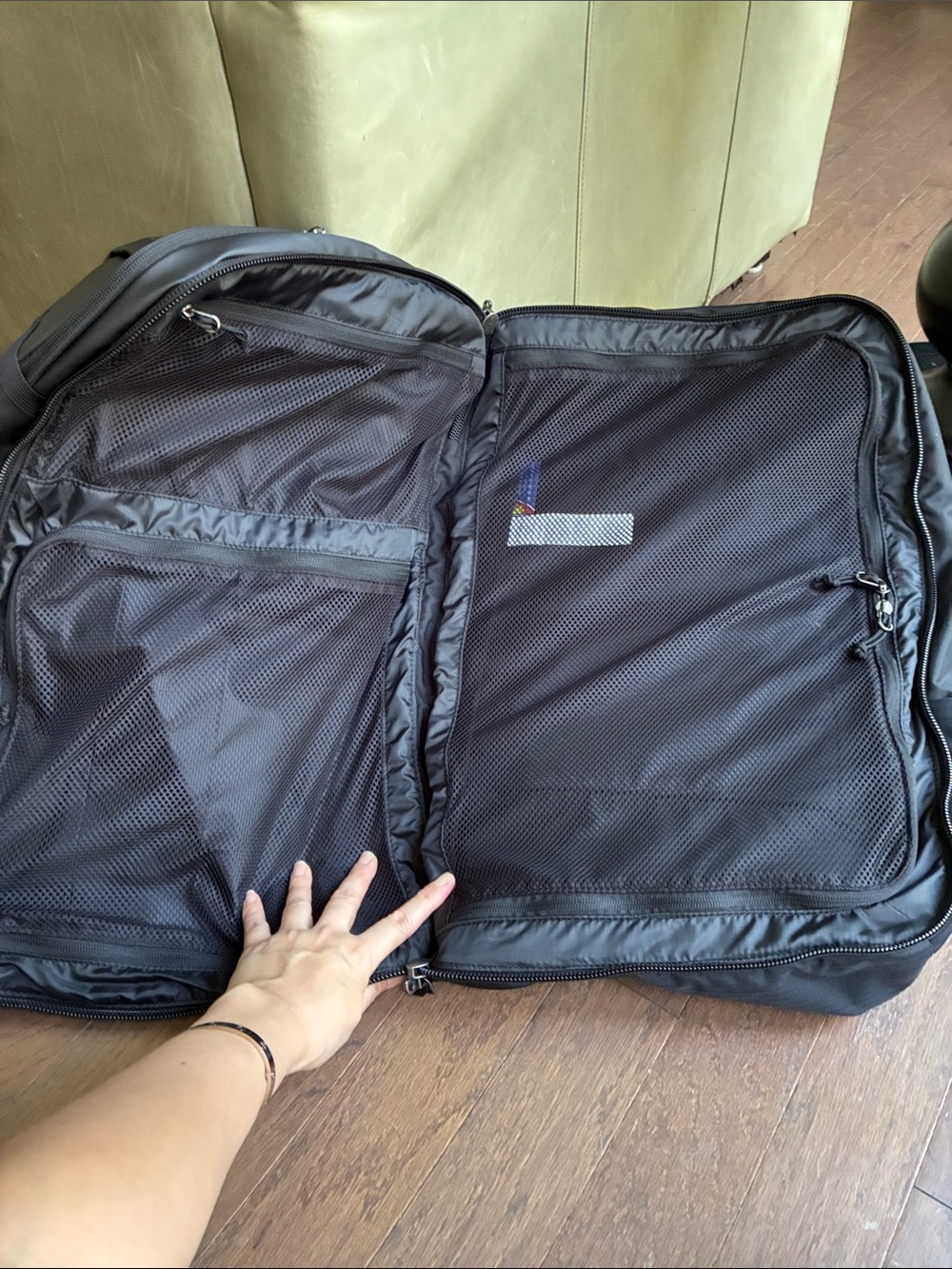 Cotopaxi Allpa 42L Travel Backpack - Picture 15 of 16